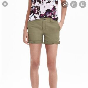 Roll Up Chino Short